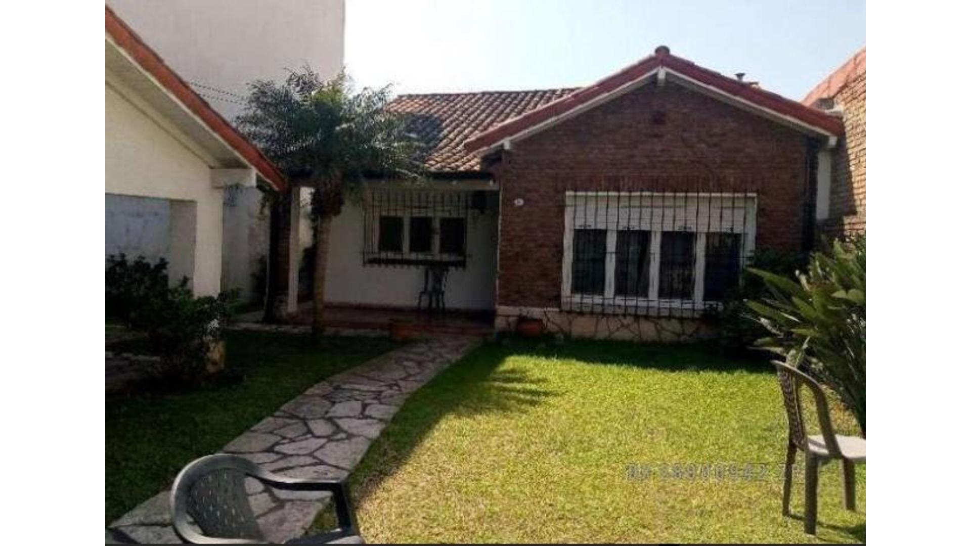 Fleming 1100 – USD320.000 – Casa – en Venta