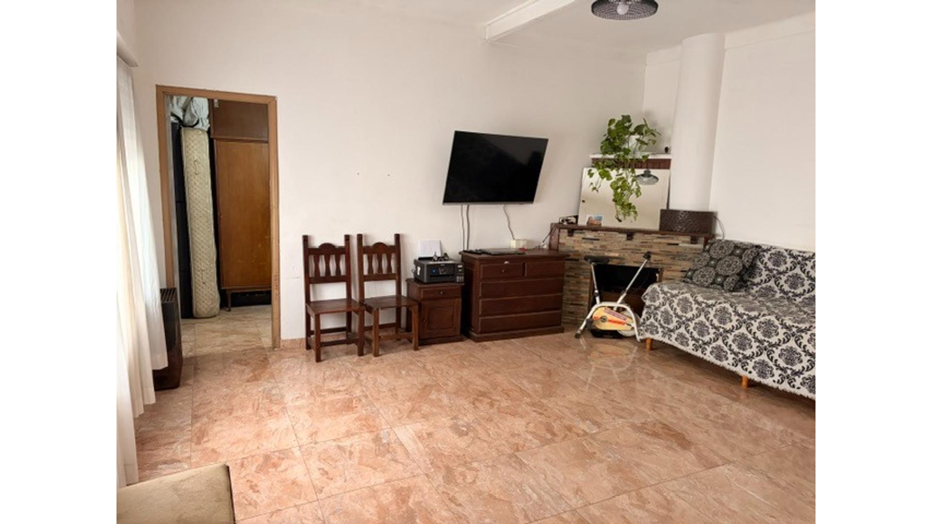 Callao 400 – USD99.000 – Tipo Casa PH – en Venta